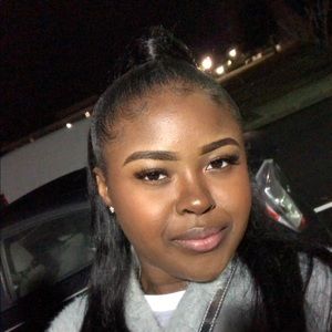 Meet your Posher, Jada
